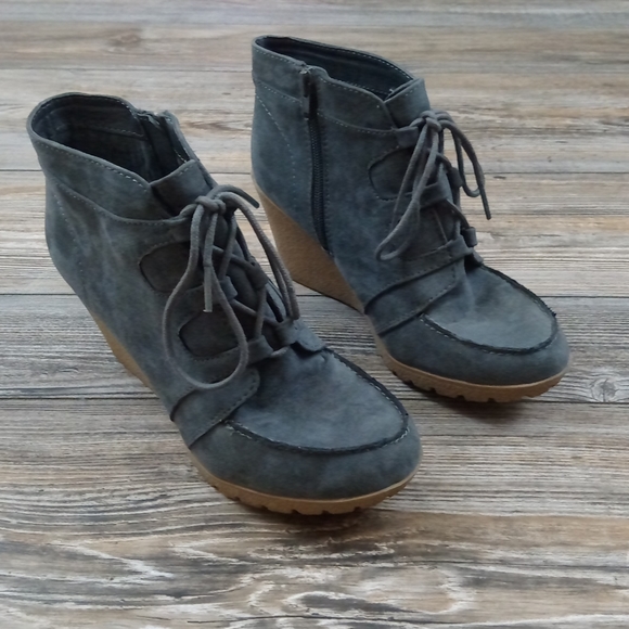 Suede Tie Boots Shoes Heeled Wedge Ankle Booties Jamie Style - Picture 12 of 12